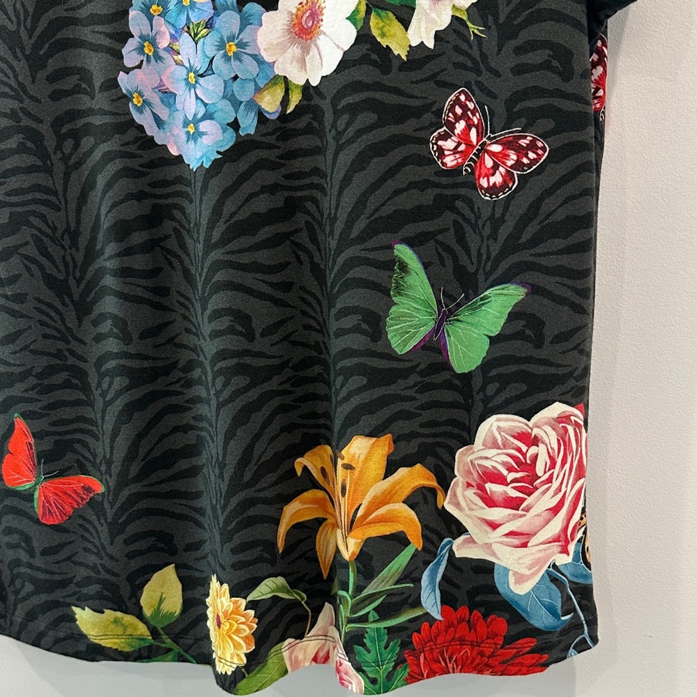 Floral Print Women's Top - Picture 8 of 9
